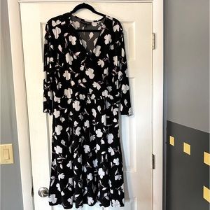 Floral print faux-wrap dress